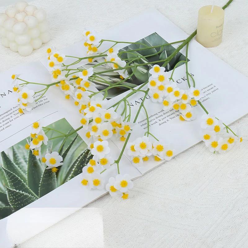 Wedding Decor Artificial Flowers Silk Small Daisy Plant Auditorium Decoration Fake Flower Simulation Yellow Chamomile Branches