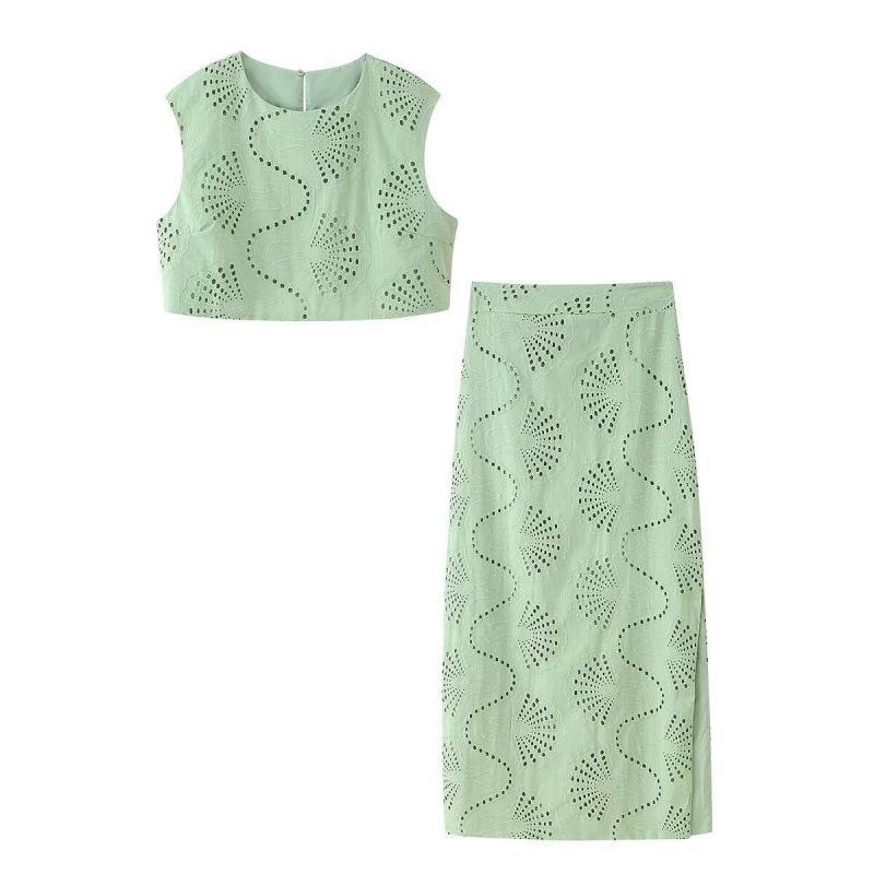 2026 Spring European & American Style Embroidered Vest and Slit Skirt Set M