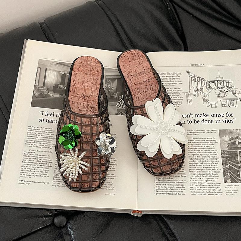 Baotou Half Slippers Korean Version Niche Design Cool Slippers Women's 2025 Summer Hollow Sequins Crystal Sandals Breathable