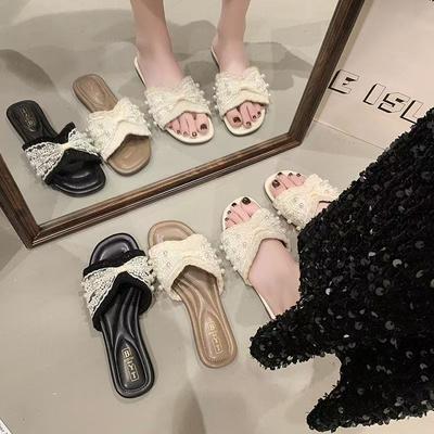 2025 Sommer neue leichte Perlen-Cool-Slipper Damen Outdoor-Wear Feenstil flacher Boden Ein-Wort-Pantoletten vielseitige Mode-Explosion