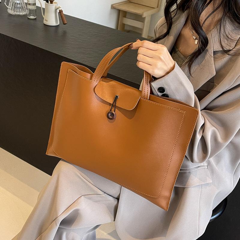Bag women's large capacity 2025 new trendy high-end feeling foreign versatile hand bag popular portable tote computer bag