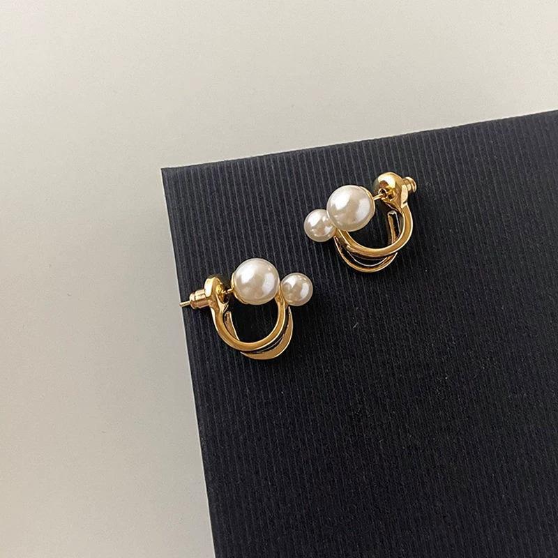 Korean metal pearl stud earrings niche C-shaped design earrings temperament simple high-end temperament earrings
