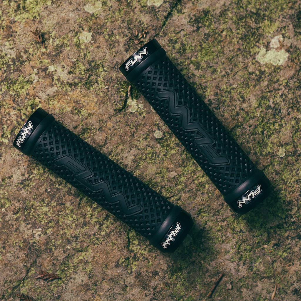 Funn Combat II Bicycle Grips (Black)