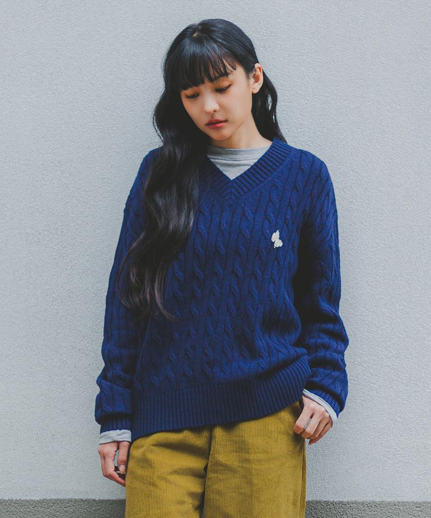 BAKKEN Point Logo Pendant V-Neck Cable Knit Bk8941_Navy