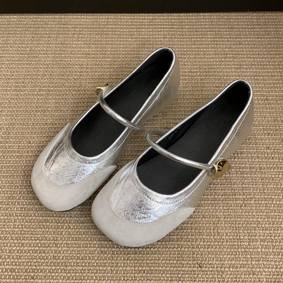 

Red Mary Jane shoes women s shoes spring and autumn new round head soft sole soft surface inner height increase word with shallow mouth French single 40