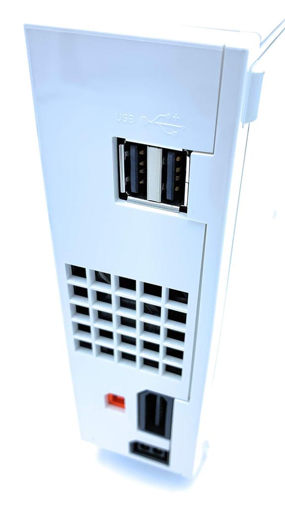 Wii console Remote (white) (includes "Wii Jacket") (RVL-S-WD) [Manufacturer discontinued]