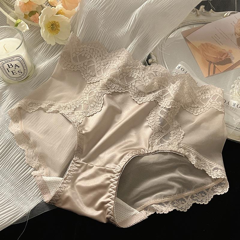 

Female Summer Thin Sexy Lace Mesh Translucent Comfortable Breathable Antibacterial Briefs L