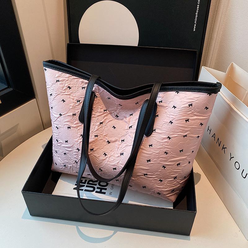 Bow Print Summer New Fashion Trend Large Capacity Casual Shoulder Portable Underarm Tote Bag Women