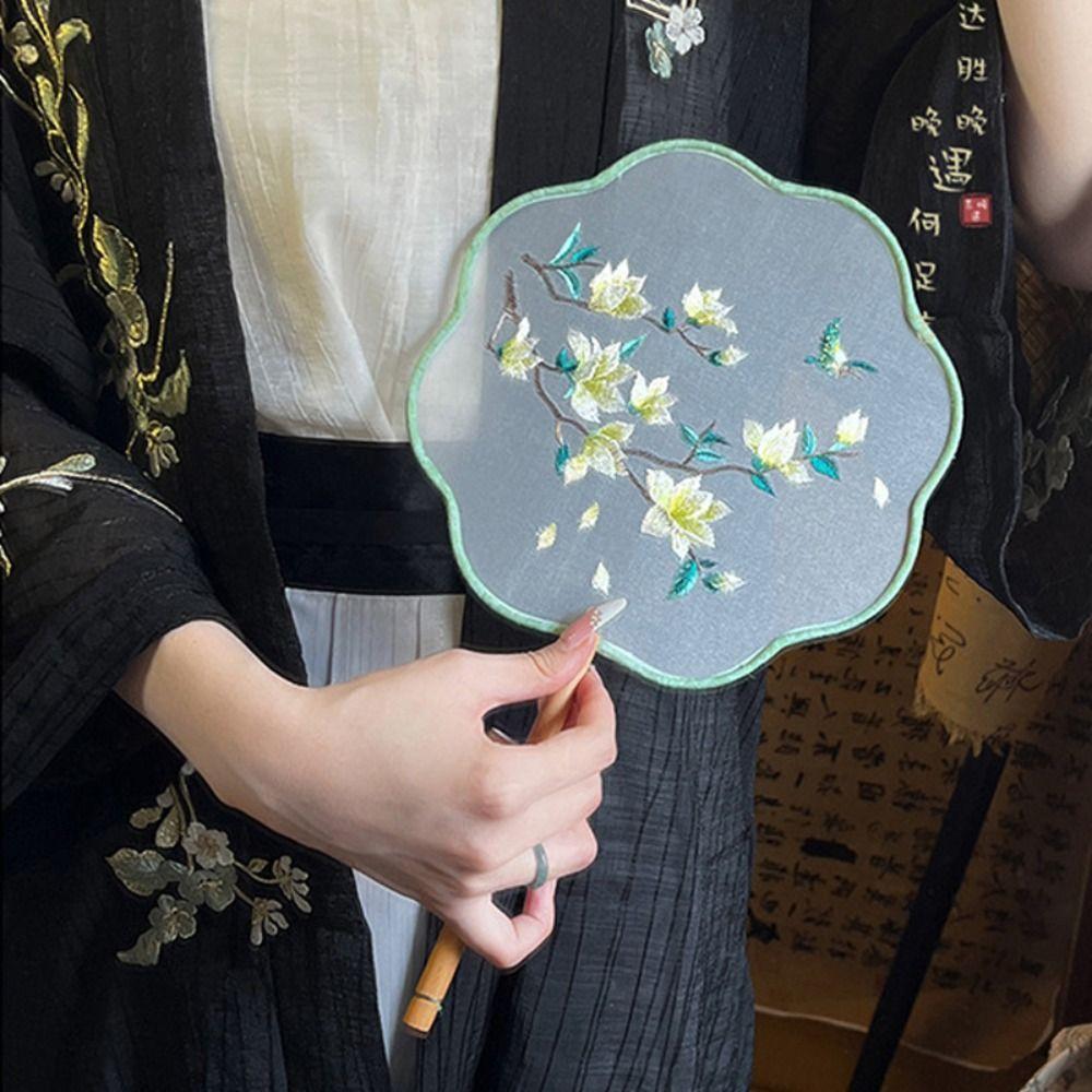 With Tassels Pendant Silk Fan Floral Pattern Tuan Fan Chinese Style Embroidery Fan  Home Decor