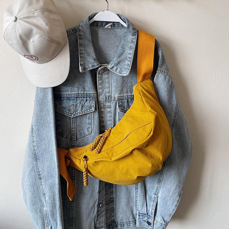 Große Kapazität Teigtaschenbeutel Damen neue leichte Umhängetasche Nylon Pendlertasche Sport Radtasche