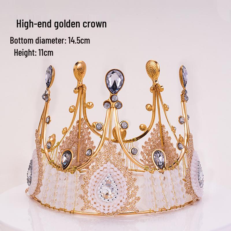 Coroană de Prințesă pentru Zi de Naștere cu Aripi de Pene, Perle și Cristale – Mini Accesorii pentru Copii