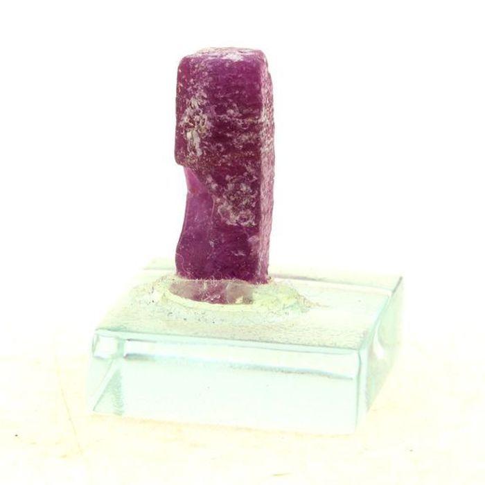 Pierres et Minéraux. Rubis. 66.11 ct. Madagascar.