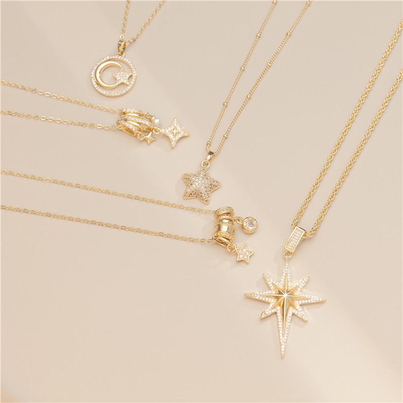 18K Gold Copper Necklace with Zircon & Diamond Eight-Pointed Star Pendant - Light Luxury Clavicle Chain