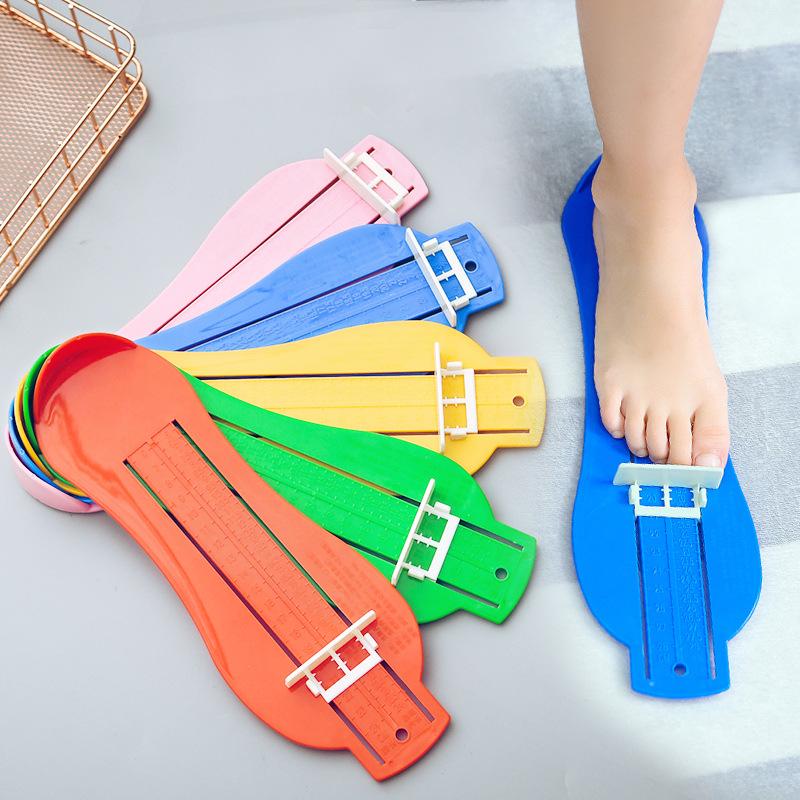Universal Foot Measuring Ruler for Children and Adults - Perfect for Measuring Shoe Size and Fit At Home