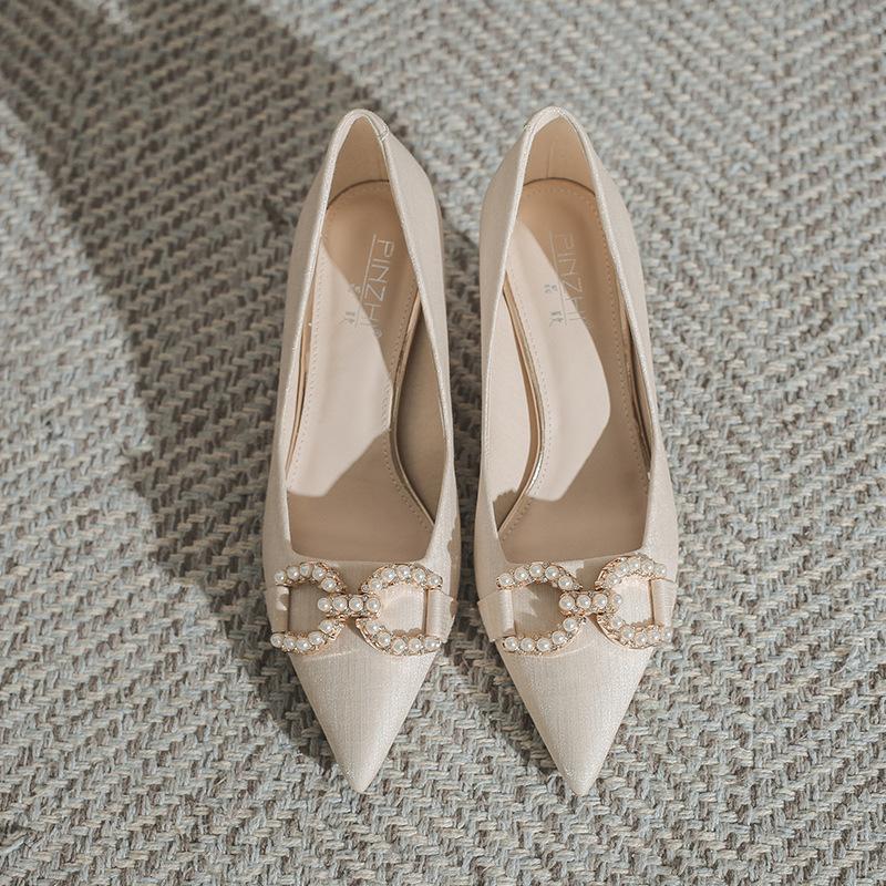 

French high heels niche pearl advanced new pointy skinny shoes for women not tired feet suitable for daily commuting 40