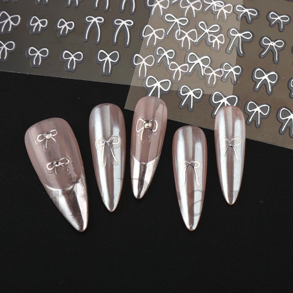 Nail Art Sticker, Japanese Simple Gold And Silver Red Shorts, Streamer Bow, Adhesive Nail Sticker.