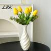 Minimalistische Dekoration für moderne Häuser 3D-gedruckte dekorative Spiralvase, Pflanzenbehälter Wohnpflanze Einweihungsgeschenke Raum Schlafzimmer Tischdekoration,