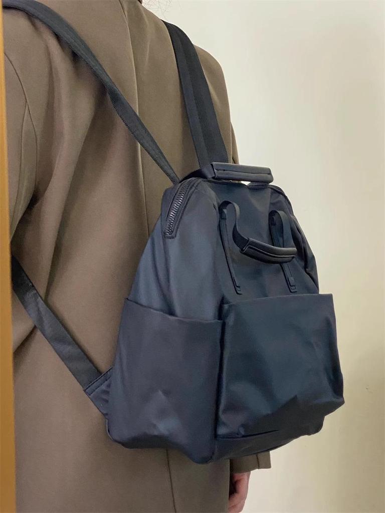 Trendiger wasserdichter Nylon-Rucksack: Vielseitige, leichte Reise- und Schultasche für Damen