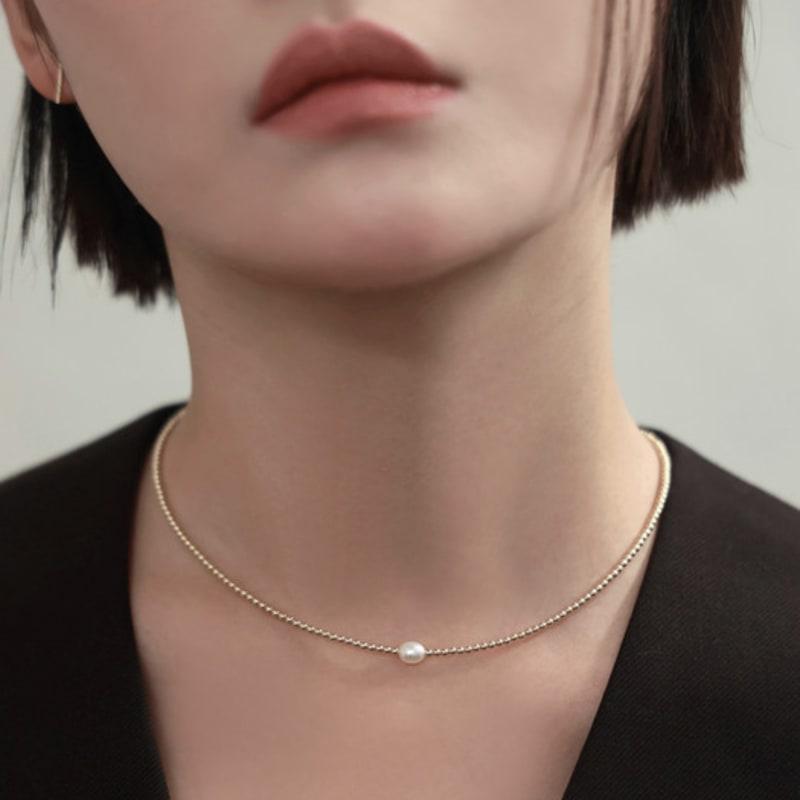 

Less is more 14K goldfilled pearl necklace free