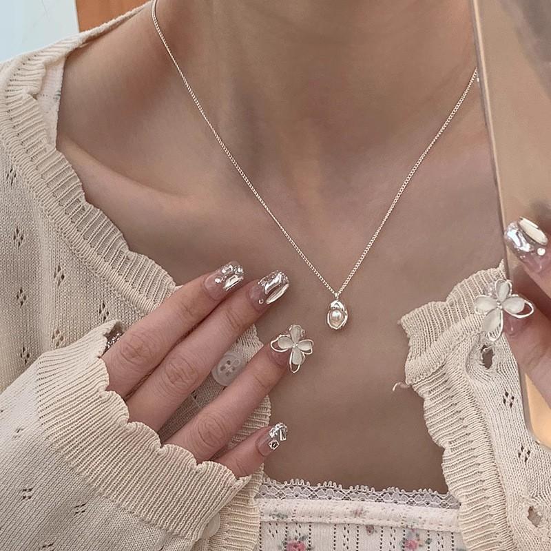 Wind Pearl Shell Summer Necklace Women'S Bow Does Not Fade Design Sense Collarbone Chain Jewelry