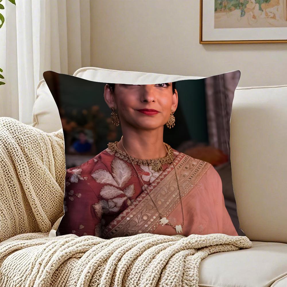 

NNalini Vishwakumar TV Character Cushion Cover Pillowcase Antidustmite living Room Sofa Decor Cushion Room 30X30cm