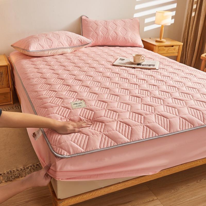 Thicken Quilted Mattress Cover Non-slip Three-layer Structure Brushed Cotton Bedspread On The Bed Queen King Size Sheet