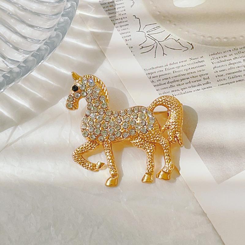 Exquisite  Running Horse Brooches For Women Men 4-Color Enamel Animal Brooch Pins Year Of The Horse Party Jewelry Gift