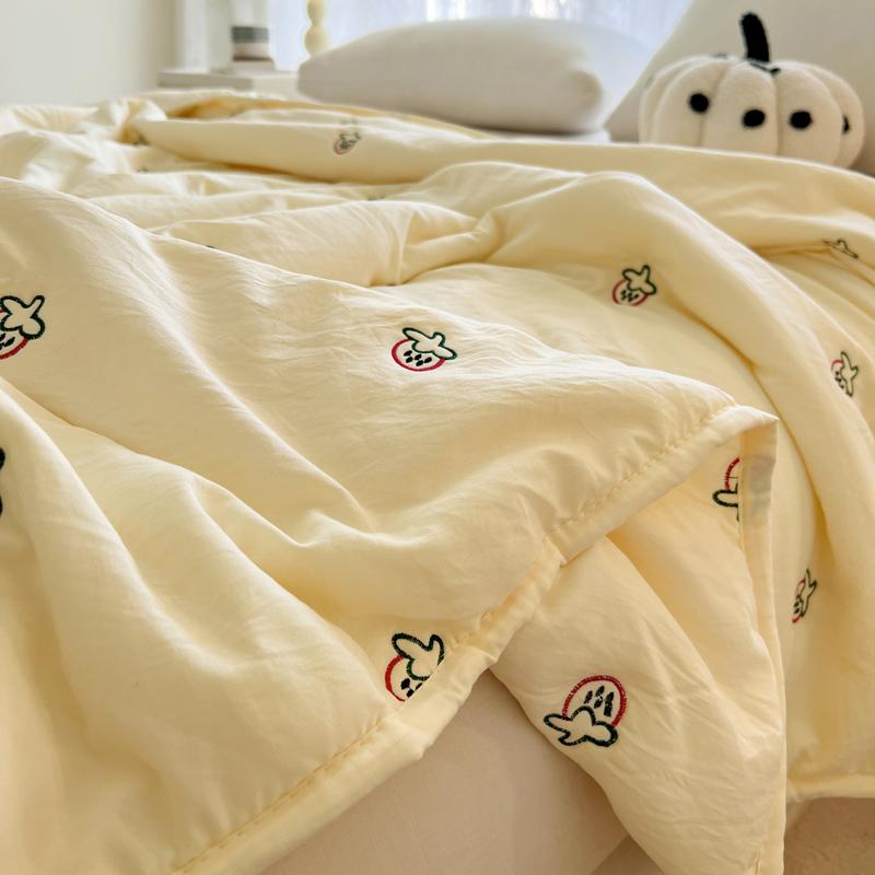New Embroidered Washed Cotton Summer Quilt Air-Conditioned Skin Friendly Breathable Machine Washable Bedding