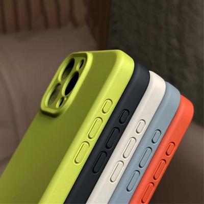 Luxusný nárazuvzdorný mäkký kryt na telefón z tekutého silikónu pre iPhone 16 15 14 13 Pro Max 16Pro 15Pro 14Pro 16 Plus Kryt na ochranu objektívu