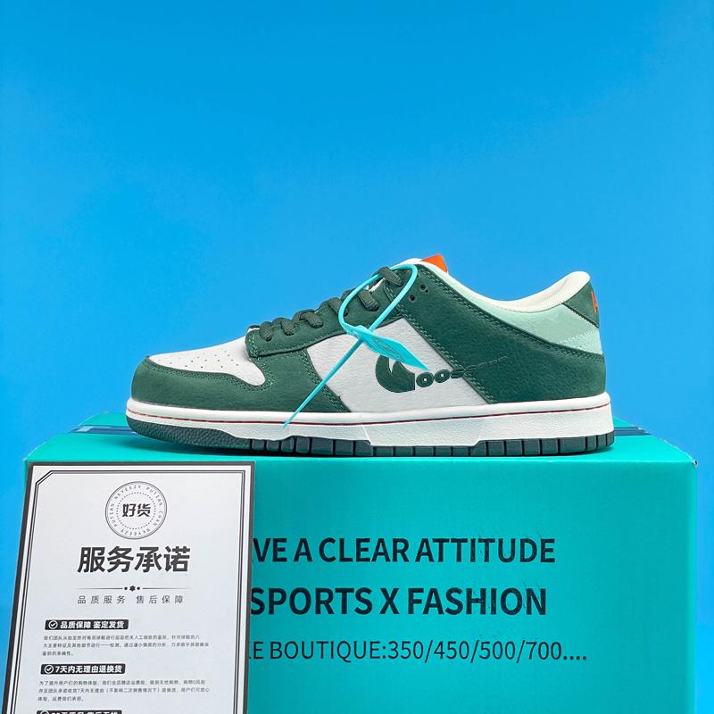 New Breathable Lace-up Mens Sneakers  and Women's Comfortable Ultra Soft Shoes