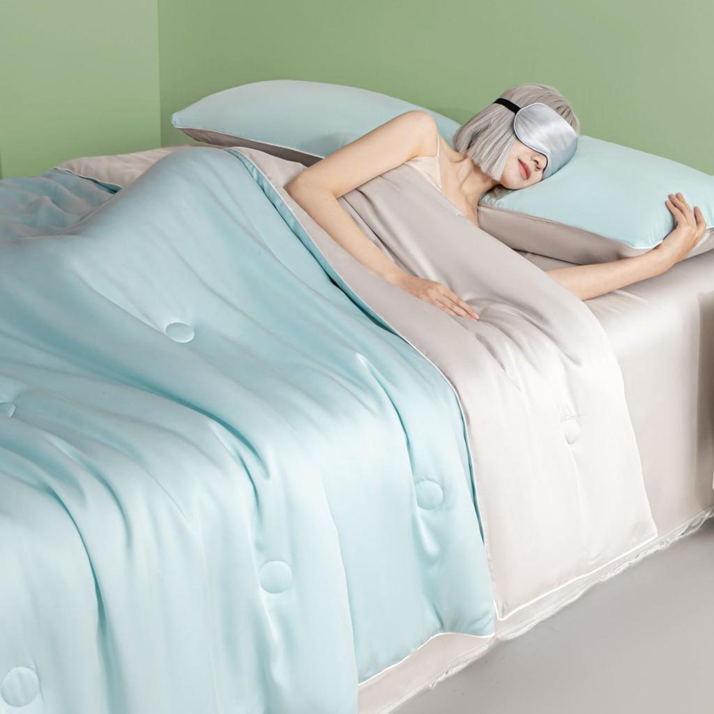Cooling Ice Silk Tencel Summer Quilt Four-Piece Set: Water & Machine Washable, Ideal for Air Conditioning.