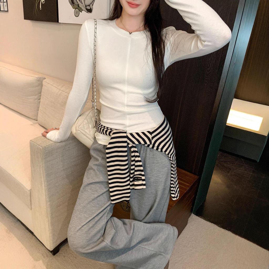European Grey Slim Fit Round Neck Long Sleeve Women's T-shirt for Autumn/Winter 2025
