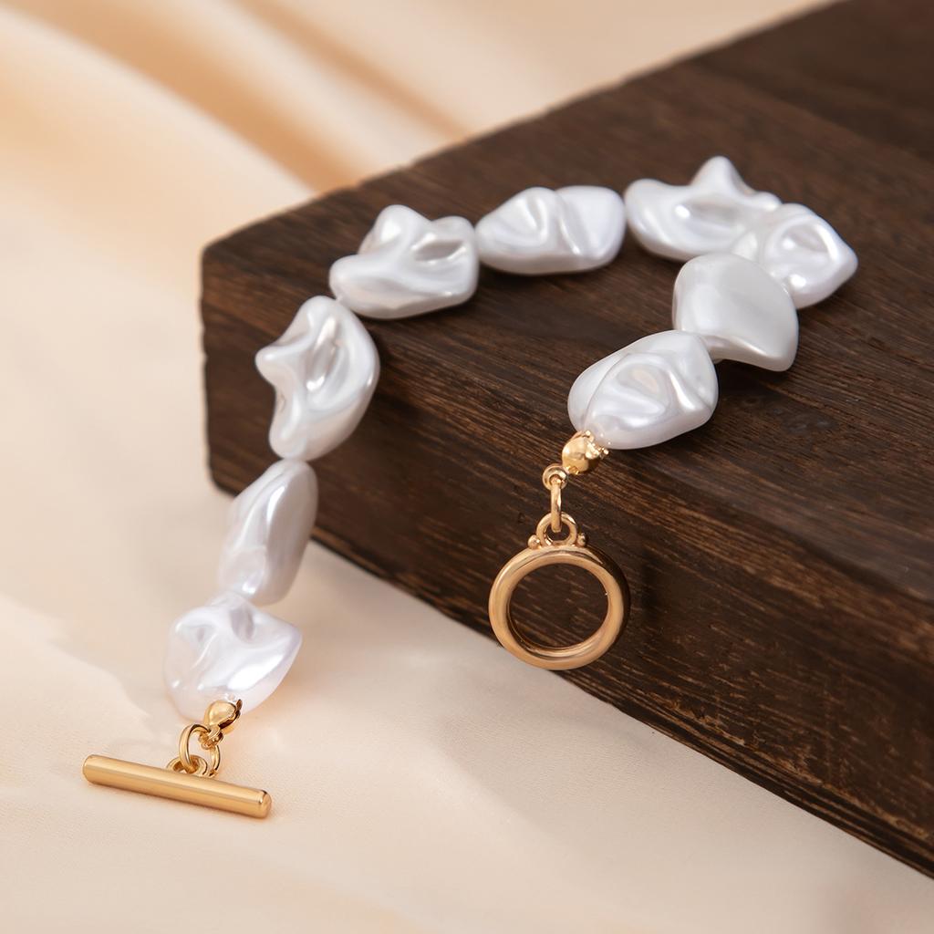 Fashion Irregular Special-shaped Pearl Necklace, Light Luxury Metal Collarbone Chain Set