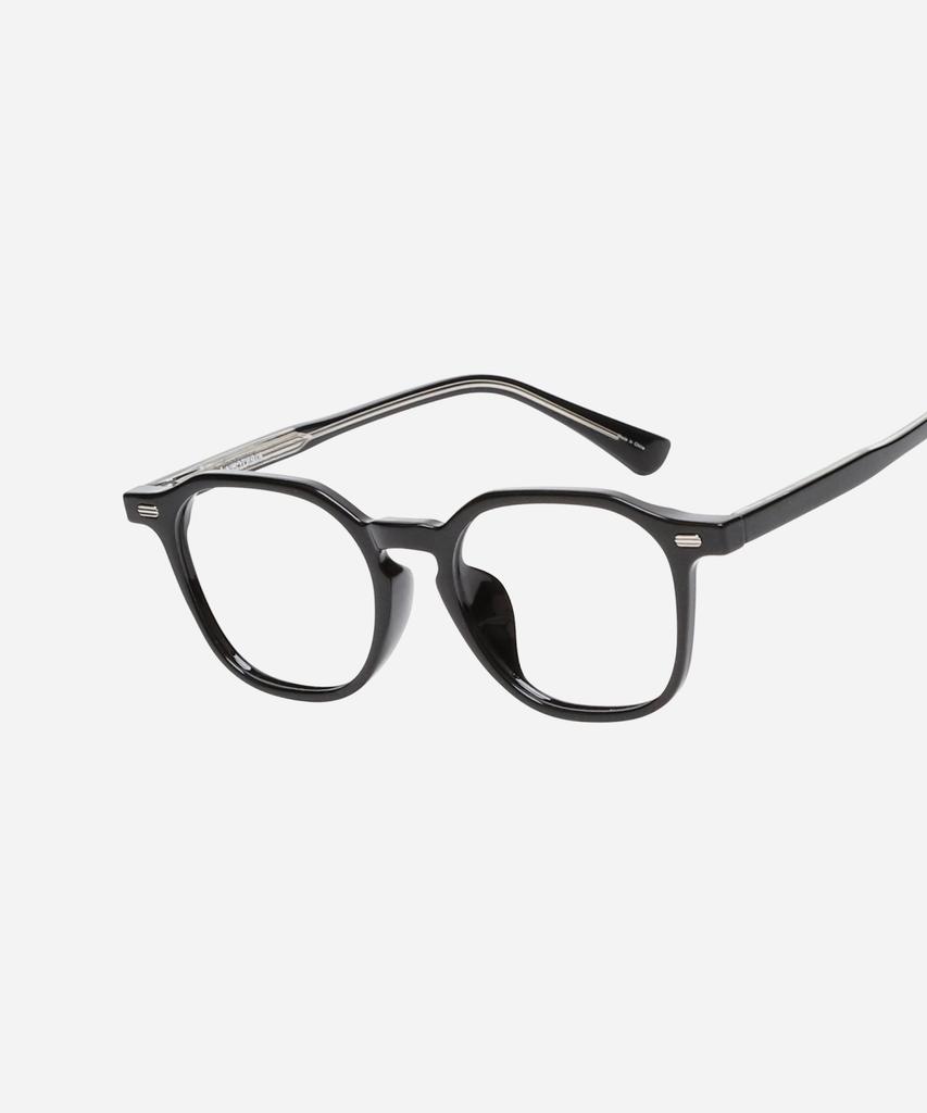 Neotelia Gati · Black
