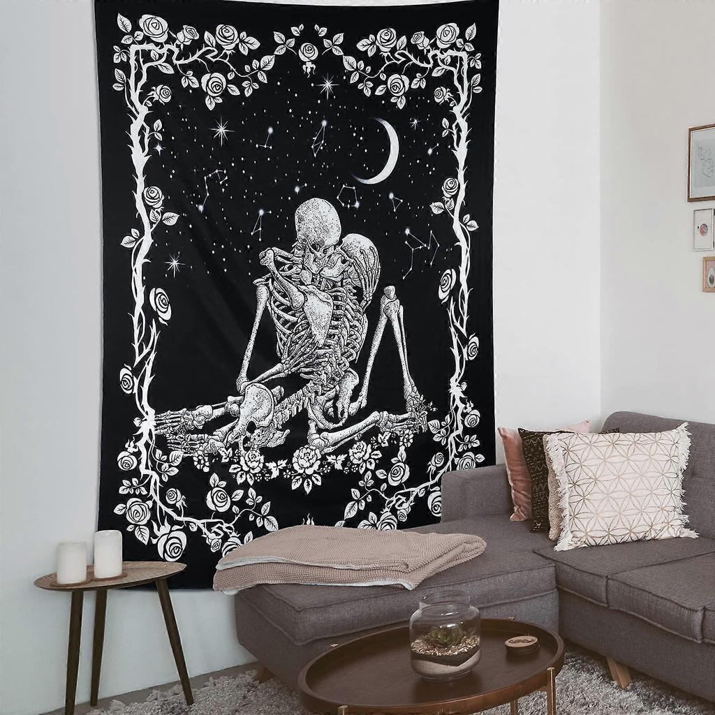 Kissing Lovers Skull Tapestry Wall Hanging Tarot Skeleton with Rose Black and White Wall Tapestries