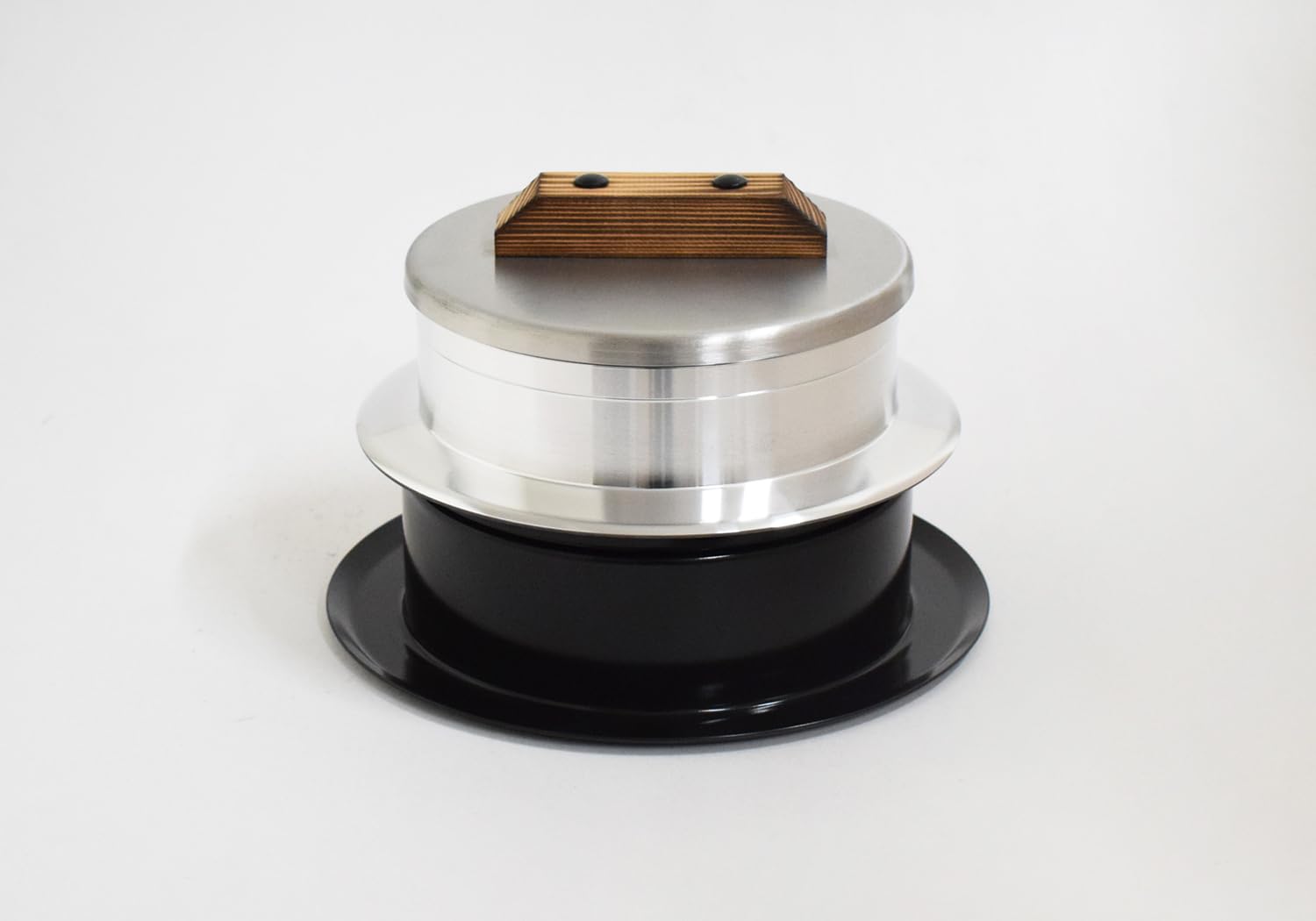 

Urushiyama Metal Industry UMIC Kamadaki Sanmai Goku Газовая плита для риса Сделано в Большом Готовит Вкусный Рис для Всей Семьи Рисоварка на 5 чашек, Только,