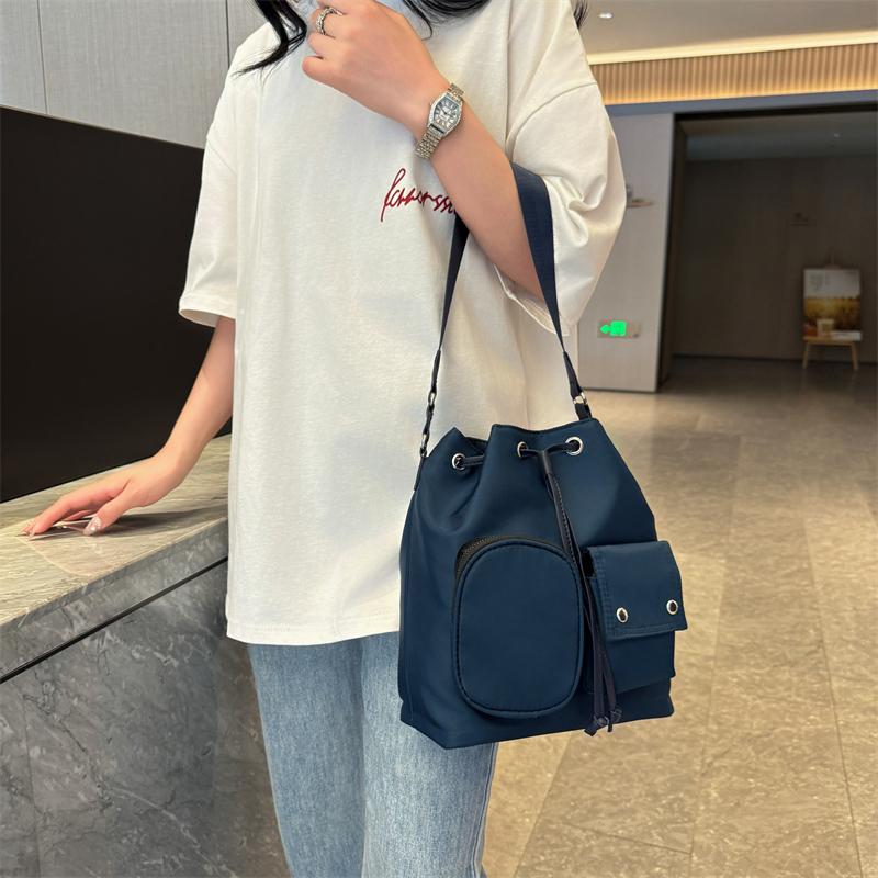 Women's drawstring bucket bag, large capacity shoulder bag, travel, leisure, cross-body bag