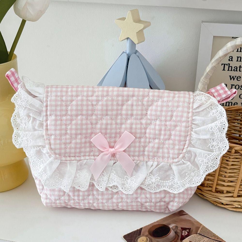 Soft Polyester Lining Women's Crossbody Bag Sweet Style Internal Compartment Heart Bag Fresh Pattern Lace Bag Outdoor Use