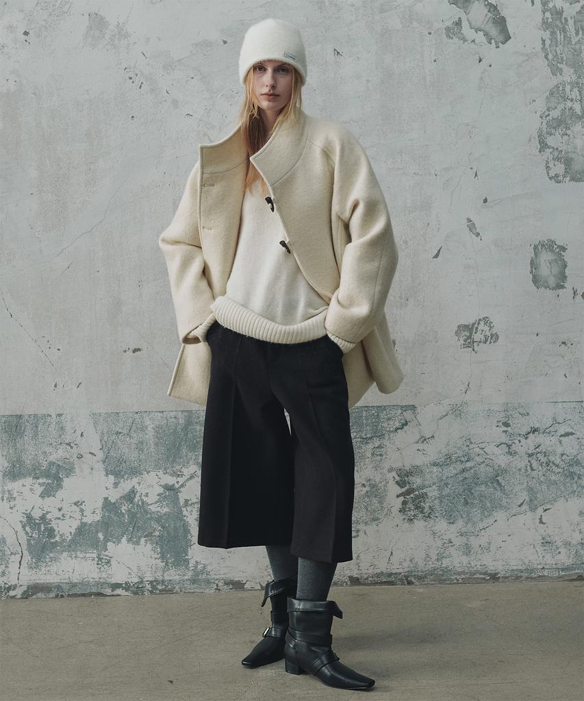 FROMWHERE Twill Bermuda Pants_Black