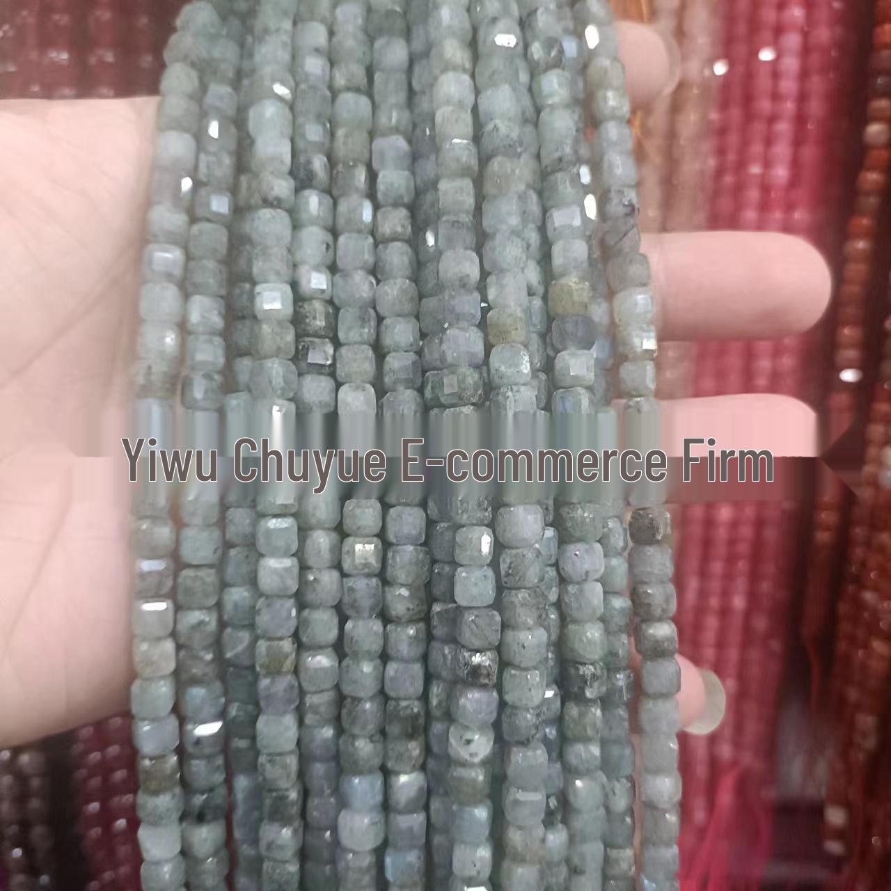 

Граненые кубики из натурального камня 6x6 мм для изготовления украшений своими руками 6mm (Approx. 61 beads per strand)