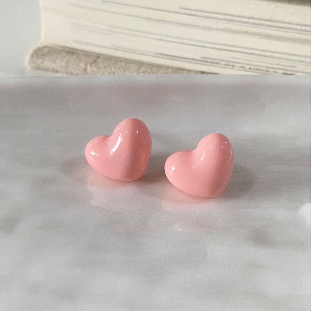 Sweet Dopamine Colorful Heart Stud Earrings: Elegant, Simple, Versatile Accessory for Ladies
