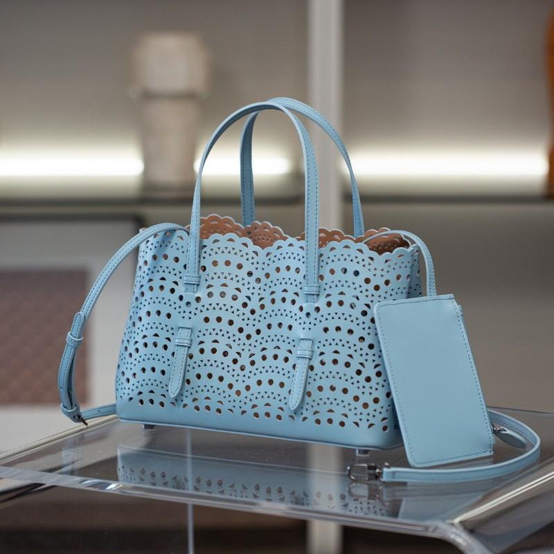 2026 Genuine Leather Women's Bag Tote French Hollowed-out Carved 25 Portable Cross-body Lazy Vegetable Basket