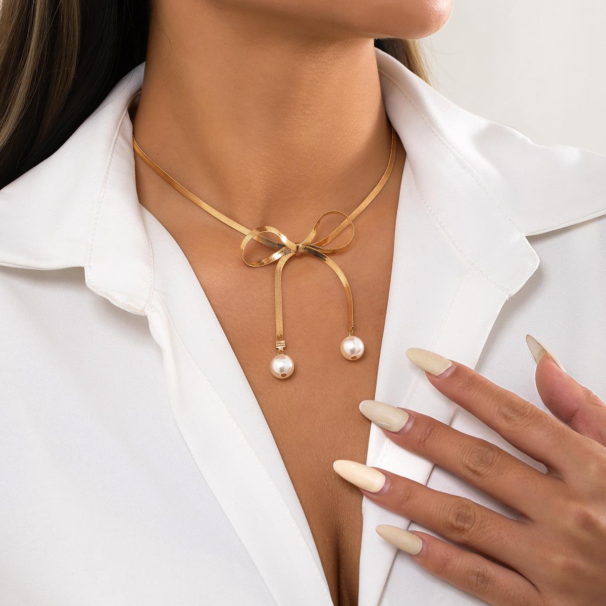 

Украшения, нишевое металлическое колье с бантом и искусственным жемчугом, темпераментное многослойное универсальное колье с бахромой для женщин