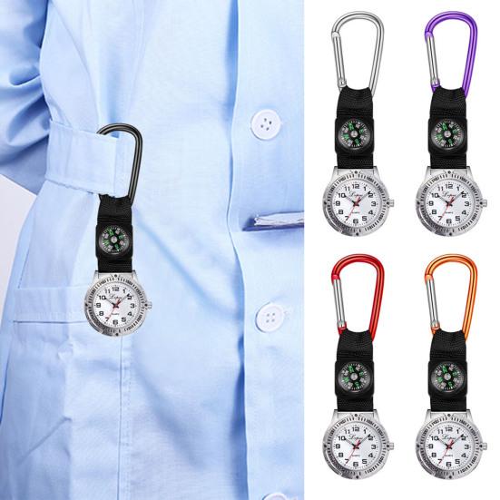 

Часы с компасом Высокоточный компас с круглым циферблатом Кварцевый механизм Без задержки Слежение за временем Прочный крючок Часы для медсестры с клипсой на талии Женские часы