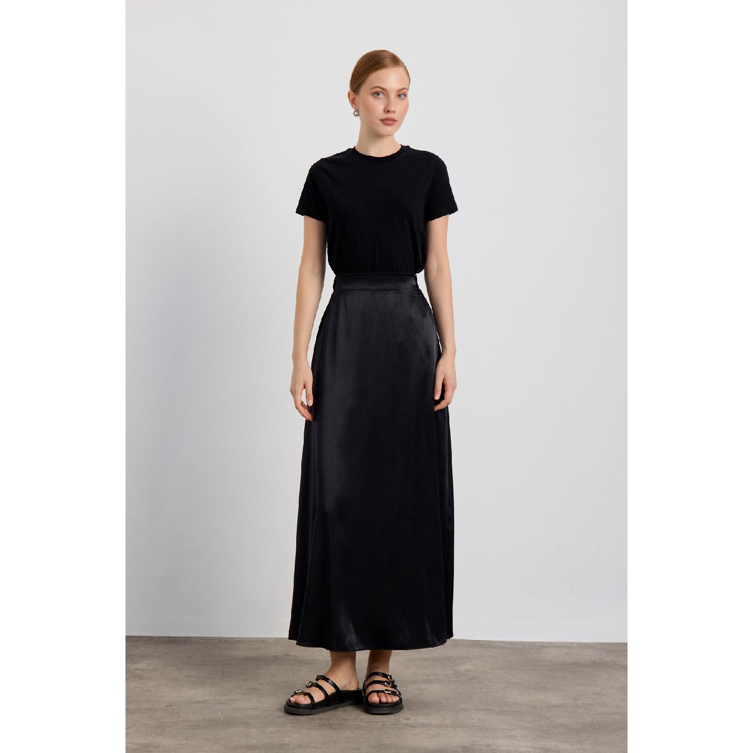 

Black Satin Skirt S/M чёрный