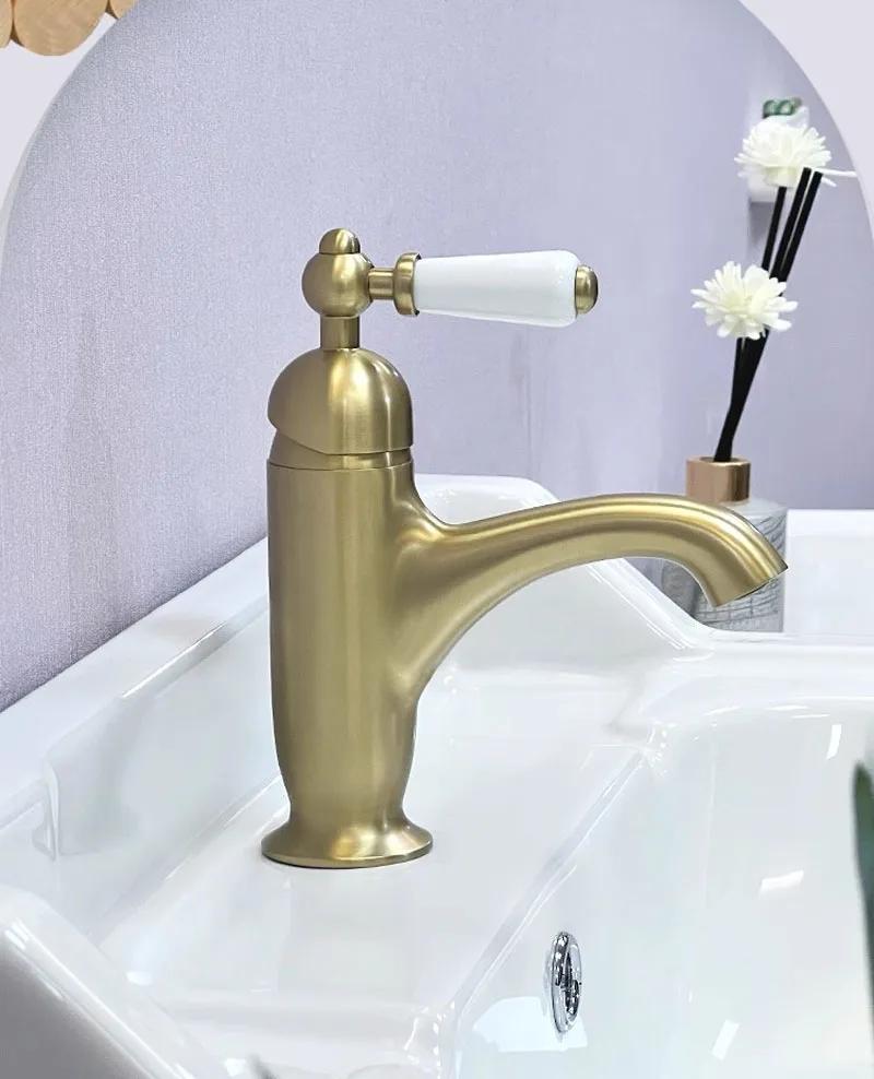 Brush Gold Basin Faucet Chrome Hot and Cold Mixers Antique Wash Basin Faucet Taps Ceramic handle Basin Faucets