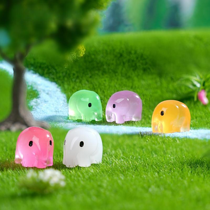 10/20/50pcs Miniature Resin Luminous Elephant Figurines for Garden Home Desk Ornaments Kawaii Animal Micro Landscape Accessories