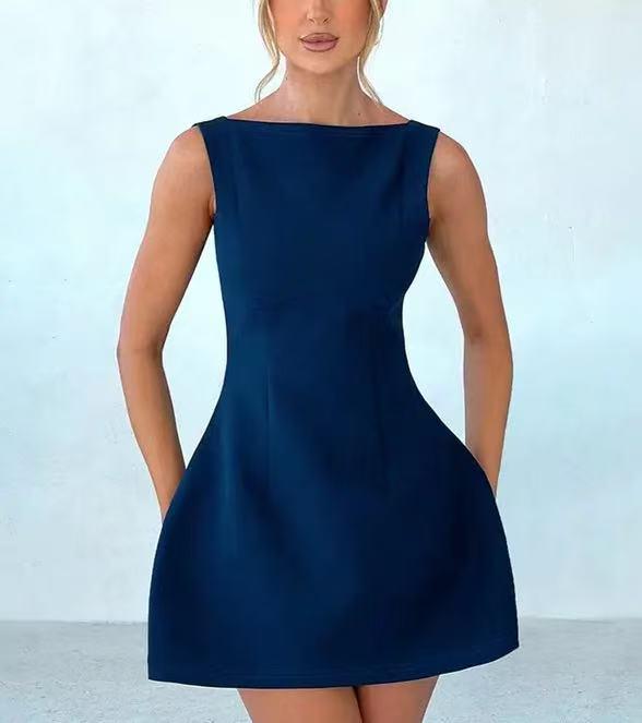 Women's Petite Sleeveless Summer Dress – Pear-Shaped Waist Slimming & Sweet Date Style