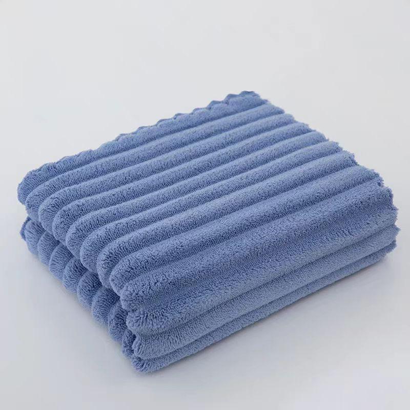 Candy strip fleece towel, enlarged thickened coconut milk strip, coral fleece bath towel, skin-friendly and water-absorbing quick-drying adult beach