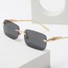 Luxury Gold Leopard Frame Sunglasses UV400 Protection Square Metal Frame Fashion Sunglasses for Women Men